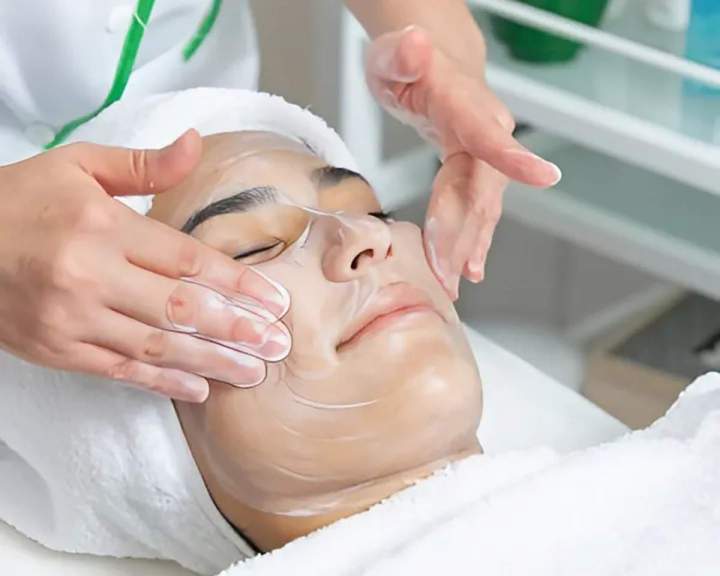 Bénéficiez de soins adaptés à votre type de peau.